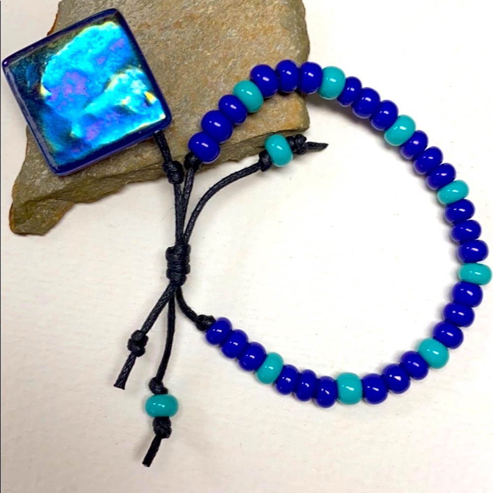 NEW Bracelet blue turquoise adjustable waxed cord
